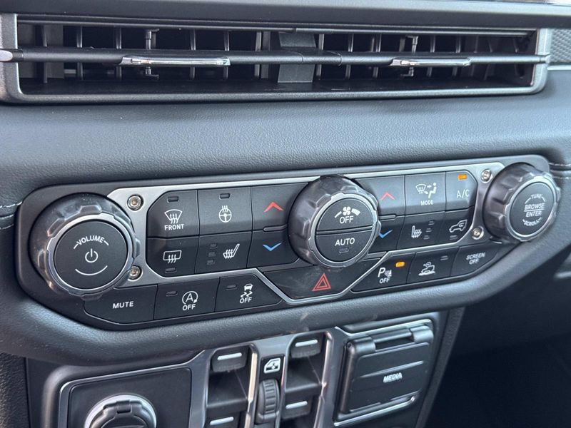 New 2026 Jeep Gladiator Rubicon X 4x4