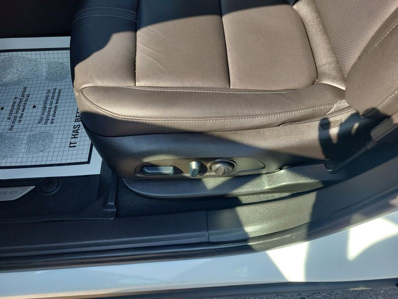 Used 2022 Chevrolet Blazer LTImage 4