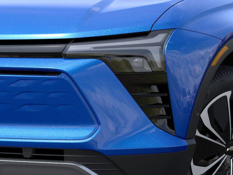 New 2025 Chevrolet Blazer EV AWD LTImage 10