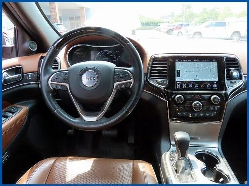 Used 2021 Jeep Grand Cherokee OverlandImage 11