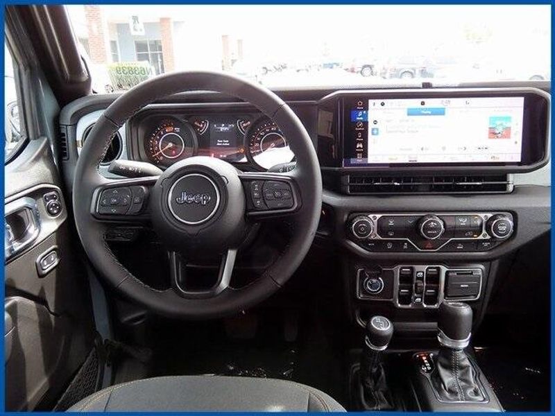 2025 Jeep Wrangler Sport SImage 12
