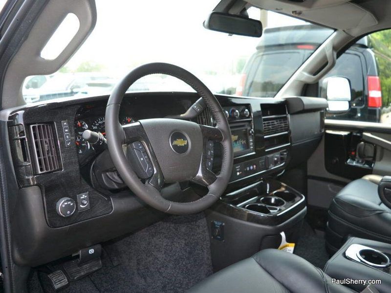 2021 Chevrolet Express 2500 Cargo photo 22