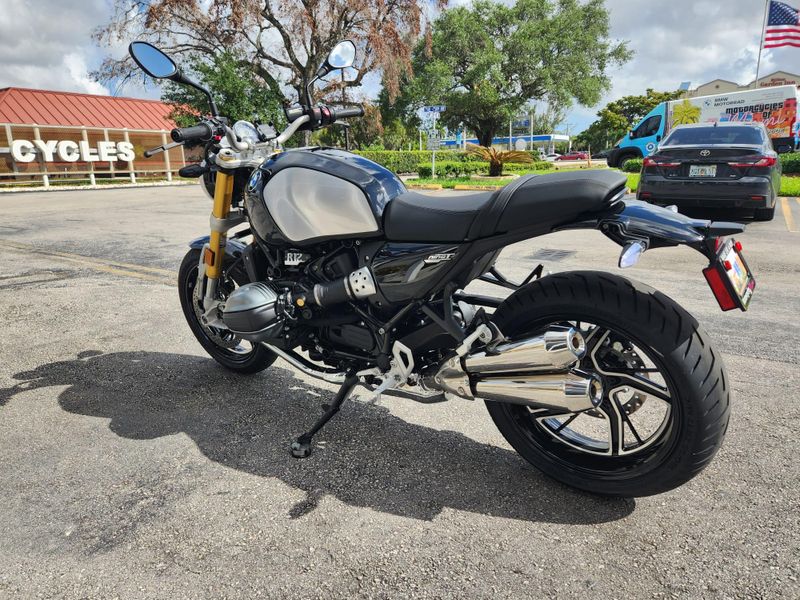 2025 BMW R 12 nineTImage 6