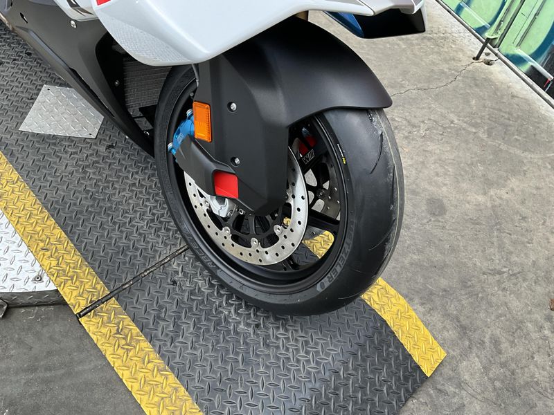 New 2026 BMW S 1000 RR Image 9