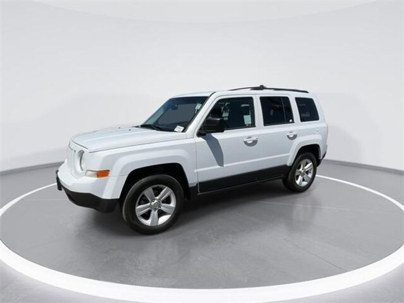 Used 2016 Jeep Patriot LatitudeImage 4
