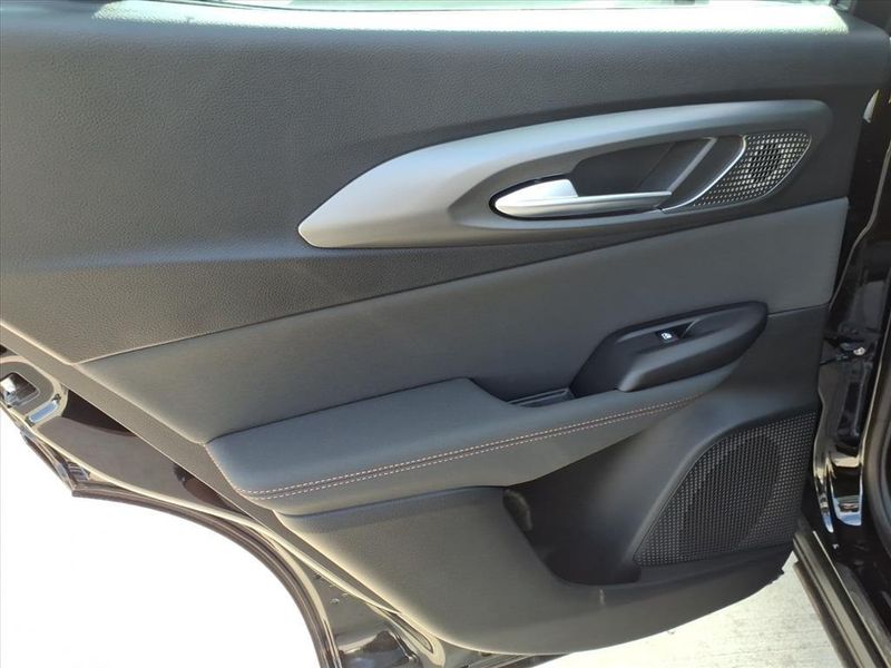 New 2025 Alfa Romeo Tonale Intensa AwdImage 11