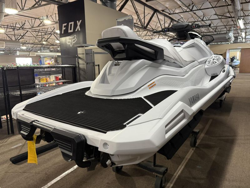 2025 Yamaha VX CRUISER W/AUDIO Image 6