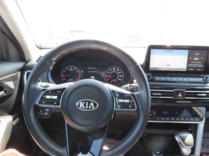 2021 Kia Seltos SX Turbo AWD 4dr SUV in a Gray exterior color and Blackinterior. Militello Motors ​507-200-4344 militellomotors.net 