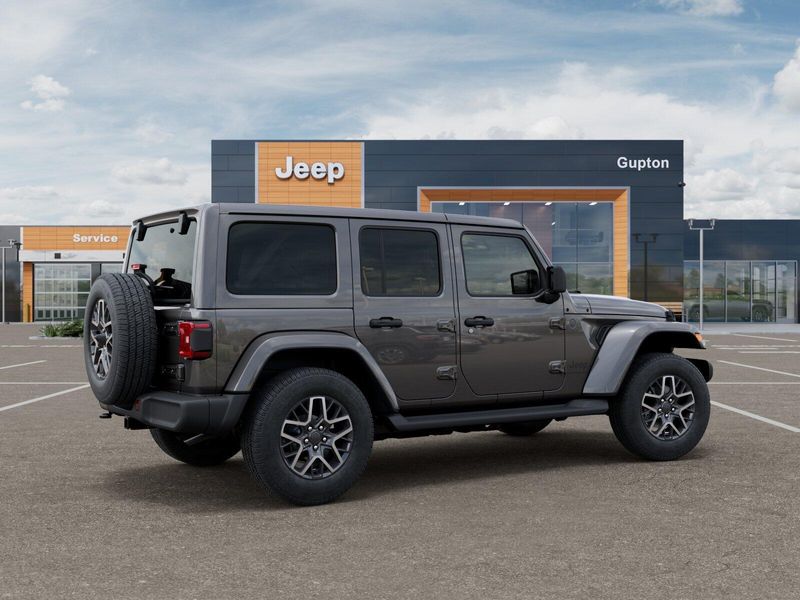 New 2026 Jeep Wrangler 4-door SaharaImage 4
