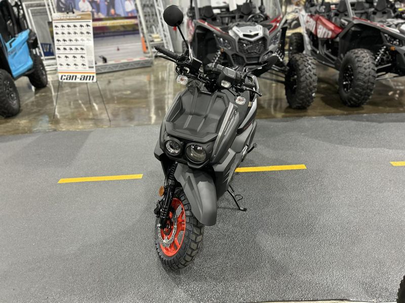 New 2025 Yamaha ZUMA 125 Image 4