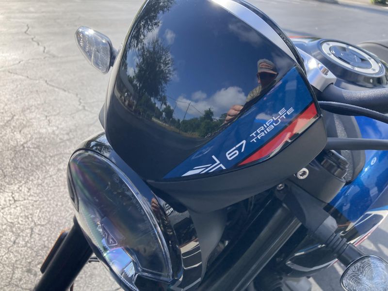 2025 Triumph TRIDENT 660 TRIPLE TRIBUTE 
