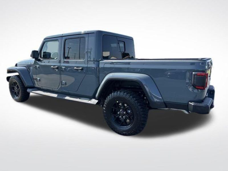 New 2025 Jeep Gladiator High Tide 4x4