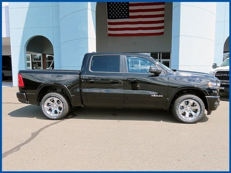 2025 RAM 1500 Big Horn Lone StarImage 2