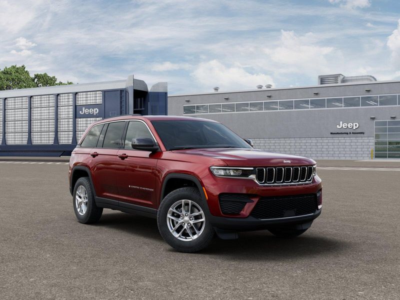 New 2026 Jeep Grand Cherokee Laredo X 4x4Image 19