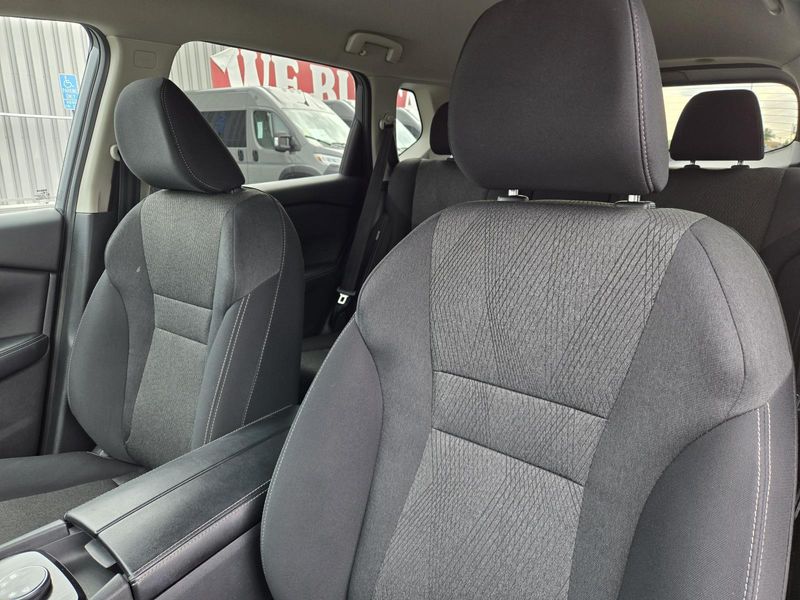 Used 2024 Nissan Rogue AWD SV