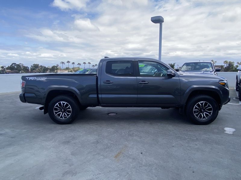 2020 Toyota Tacoma TRD SportImage 3
