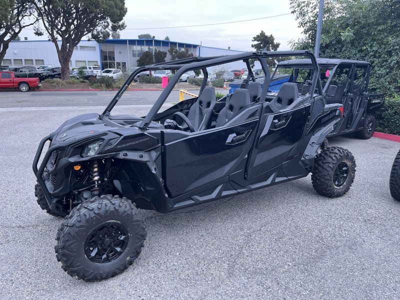 New 2025 Can-Am MAVERICK SPORT MAX DPS 1000R Image 13