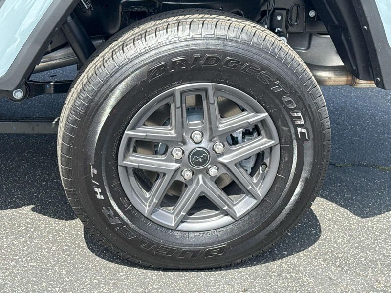 New 2026 Jeep Gladiator Sport S 4x4