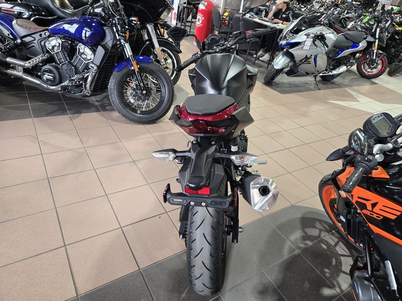 2021 Kawasaki Z400 ABS Image 6