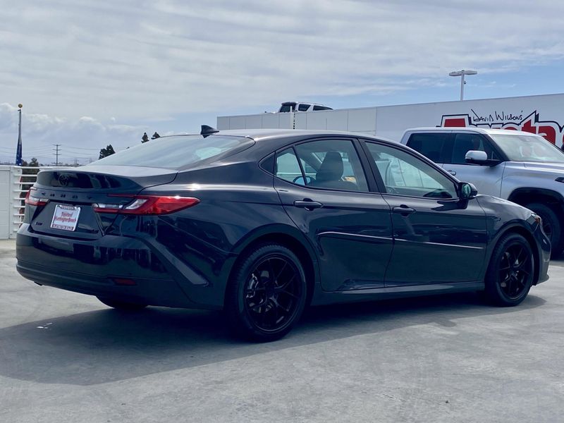 2025 Toyota Camry LEImage 13