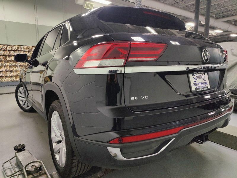 2023 Volkswagen Atlas Cross Sport V6 AWD SE w/Technology/SunroofImage 12