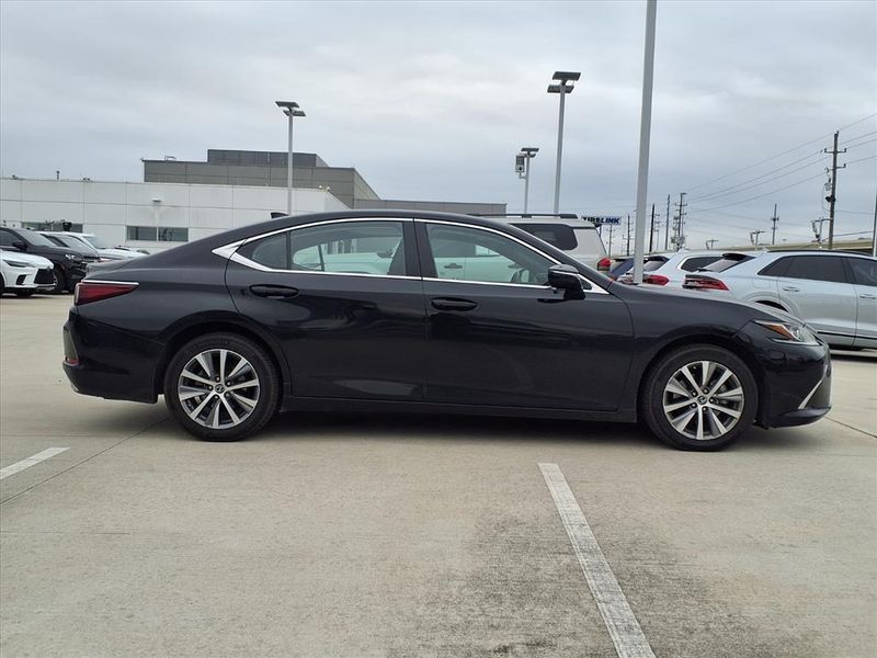Used 2019 Lexus ES 350Image 9