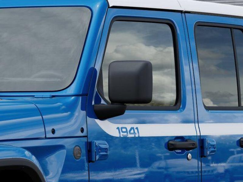 New 2026 Jeep Wrangler 4-door RubiconImage 12