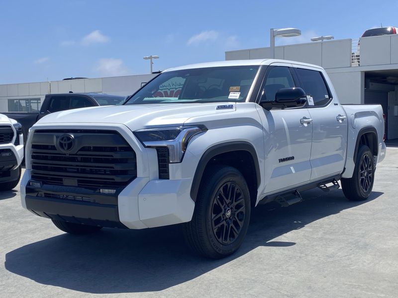 New 2025 Toyota Tundra Limited HybridImage 6