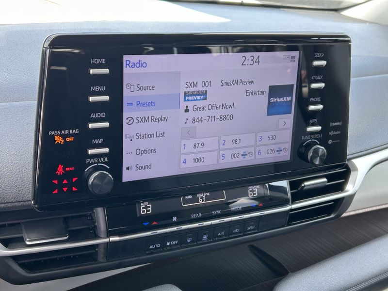 2023 Toyota Sienna LEImage 22