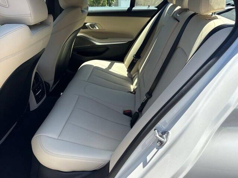 New 2026 BMW 3 Series 330iImage 27