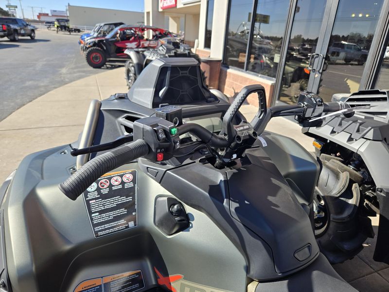 NEW 2026 CAN-AM OUTLANDER X MR 1000R Image 17
