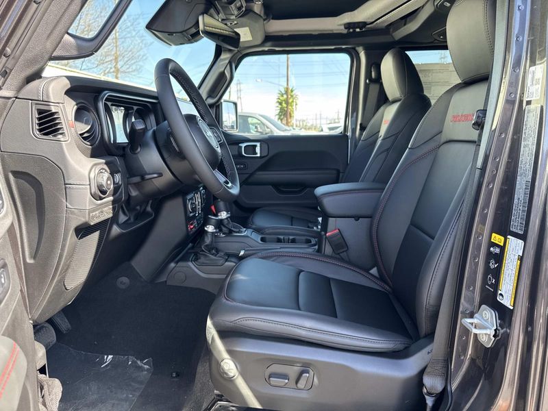 New 2026 Jeep Wrangler 4-door Rubicon X