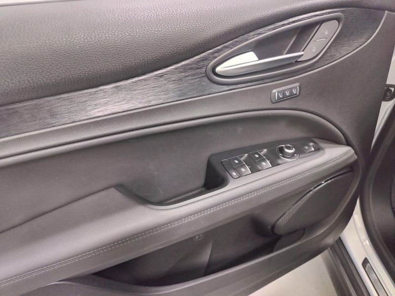 2024 Alfa Romeo Stelvio Sprint Q4 AWD w/Sunroof/Wheel PkgImage 29