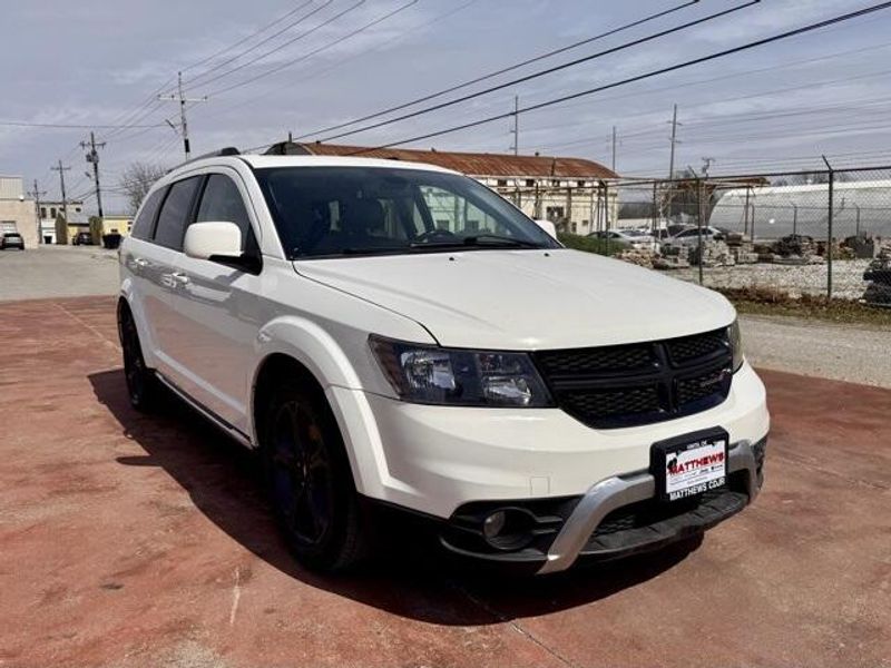 Used 2020 Dodge Journey CrossroadImage 3