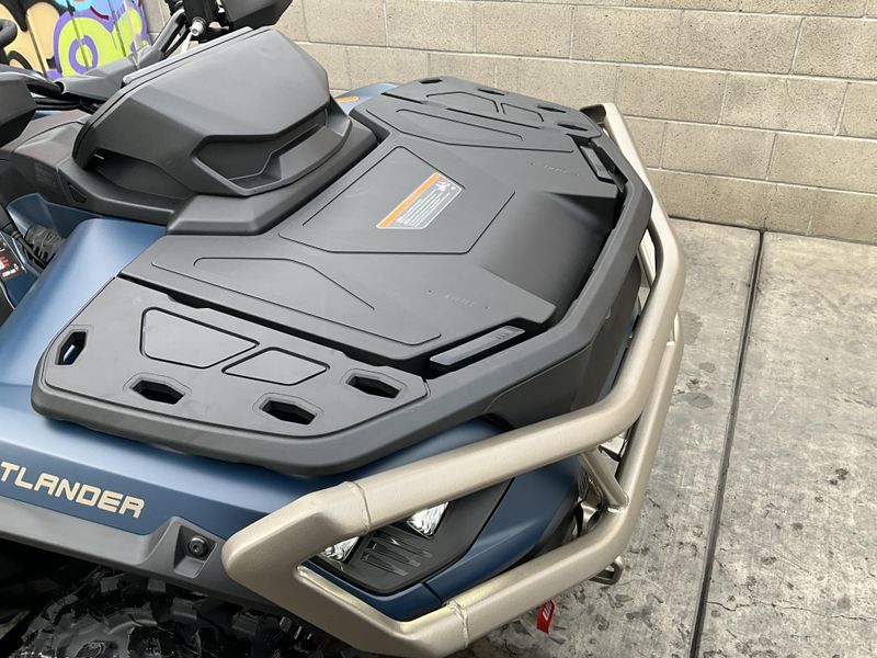New 2026 Can-Am OUTLANDER MAX LTD 1000R DEMO Image 11
