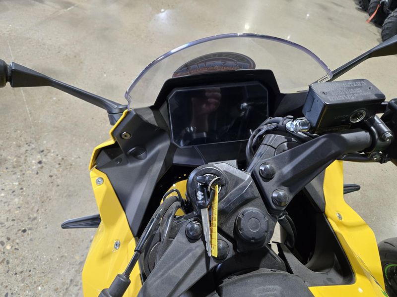 2024 Suzuki GSXS 8R Image 14