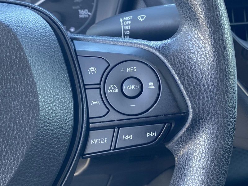 2024 Toyota Corolla LEImage 27
