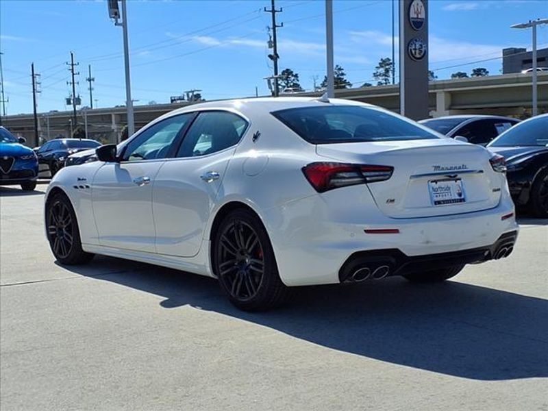 2024 Maserati Ghibli ModenaImage 2