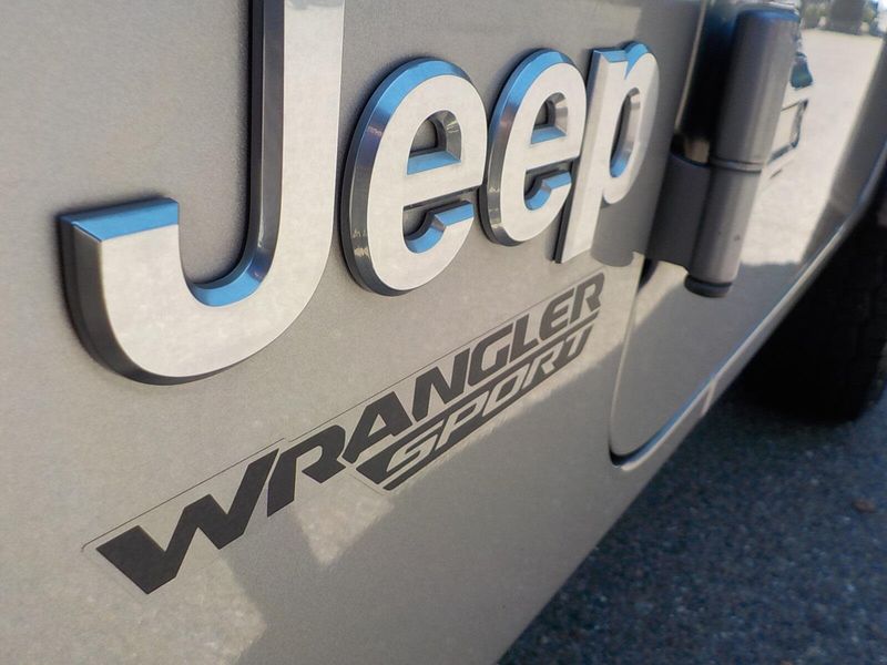 2019 Jeep Wrangler Sport photo 11