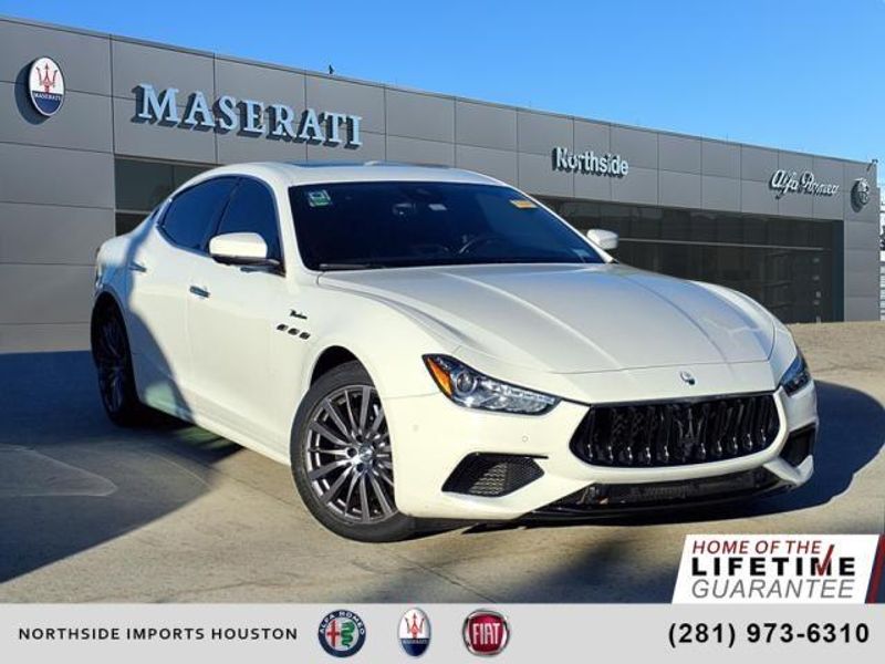 2022 Maserati Ghibli ModenaImage 1