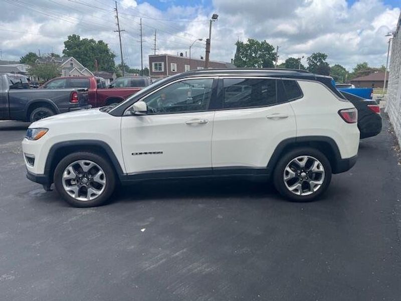 Used 2018 Jeep Compass Image 17