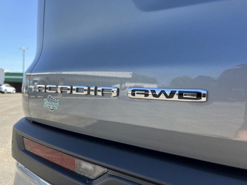 2026 Gmc Acadia Elevation photo 8