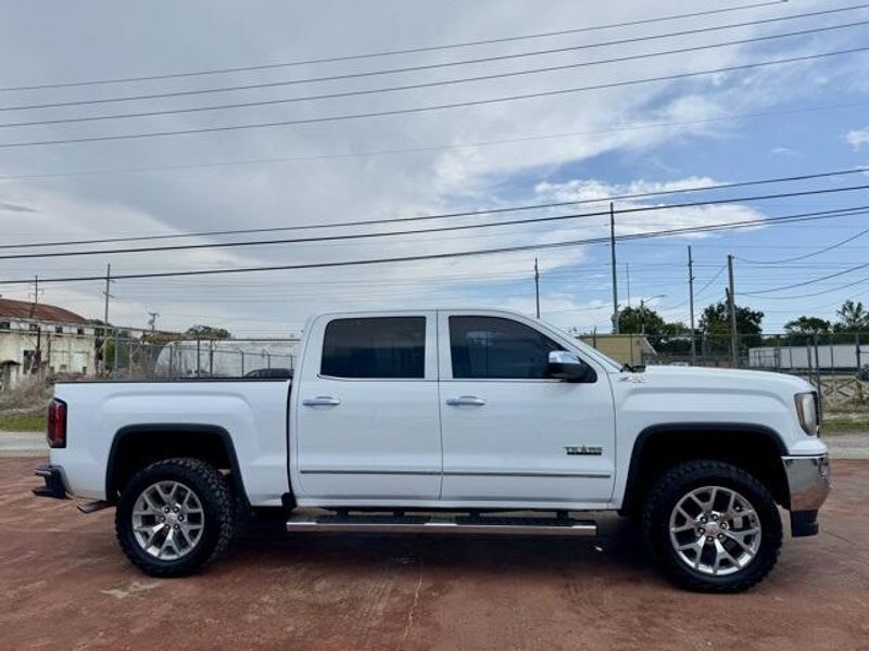 Used 2018 GMC Sierra 1500 SLTImage 4