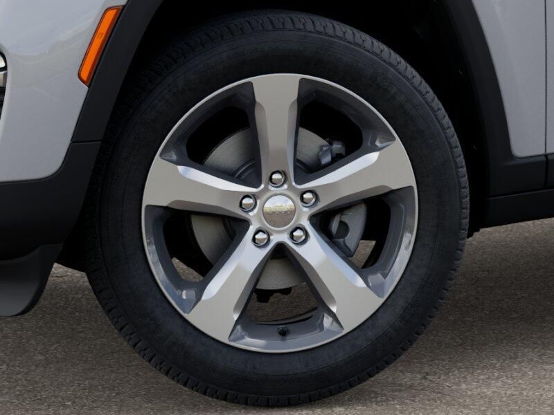 2025 Jeep Grand Cherokee Limited photo 4