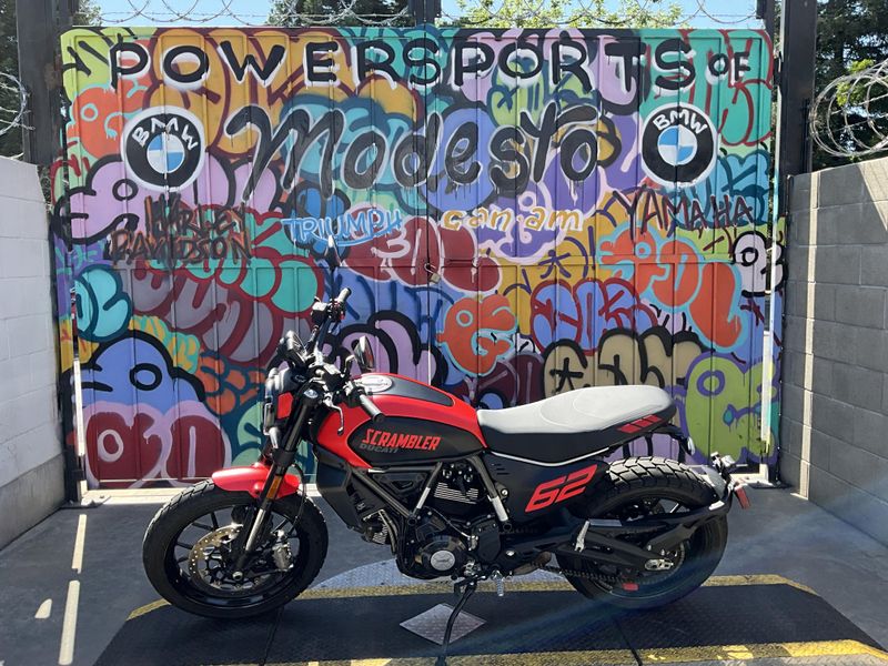 2024 Ducati SCRAMBLER NIGHTSHIFT FULL THROTTLE
