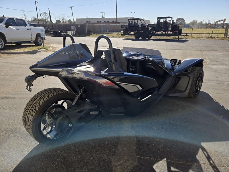 NEW 2025 POLARIS SLINGSHOT SLR AUTODRIVE Image 11