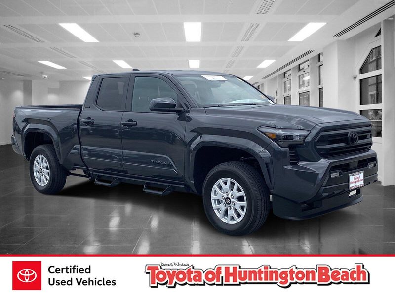 2025 Toyota Tacoma SR5Image 1