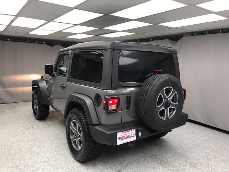 2022 Jeep Wrangler Sport SImage 10