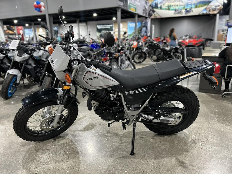 Used 2025 Yamaha TW200 Image 10