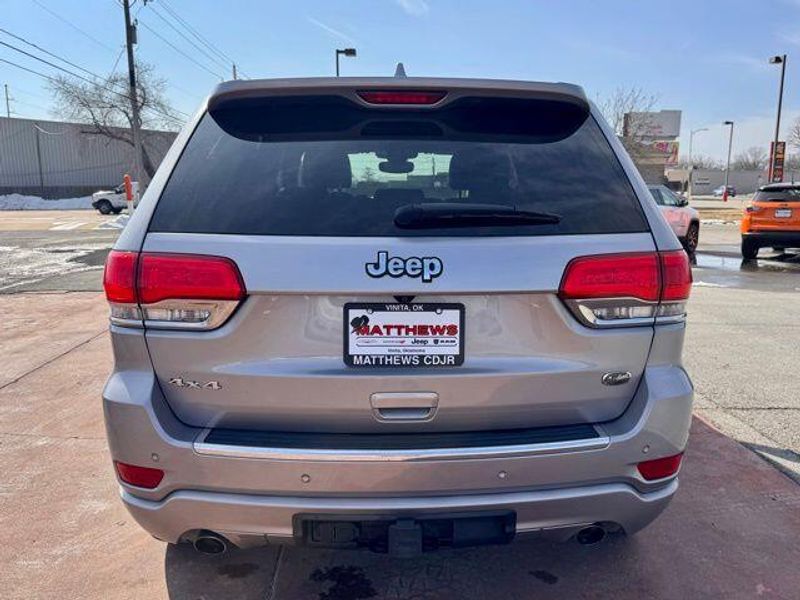 Used 2017 Jeep Grand Cherokee OverlandImage 6
